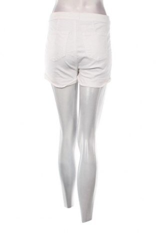 Дамски къс панталон Tally Weijl, Размер M, Цвят Бял, Цена 19,00 лв.