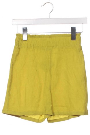Дамски къс панталон Trendyol, Размер XS, Цвят Зелен, Цена 7,83 лв.
