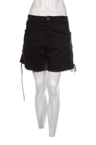 Pantaloni scurți de femei Urban Classics, Mărime XL, Culoare Negru, Preț 101,25 Lei