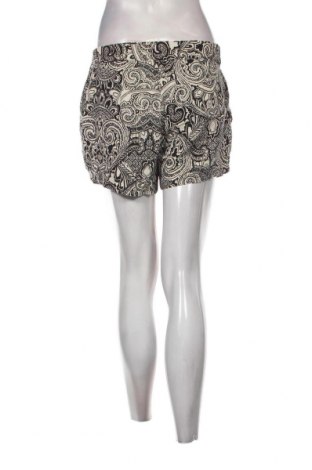 Дамски къс панталон Vero Moda, Размер S, Цвят Многоцветен, Цена 3,96 лв.