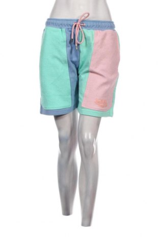 Γυναικείο κοντό παντελόνι Von Dutch, Μέγεθος XL, Χρώμα Πολύχρωμο, Τιμή 52,58 €