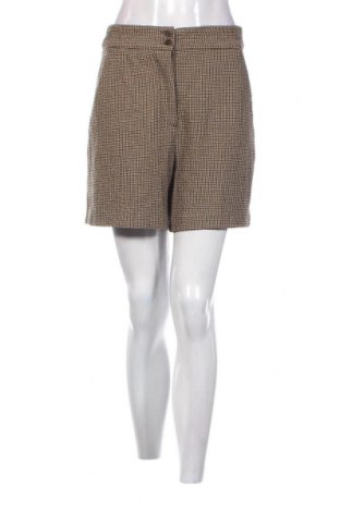 Дамски къс панталон Zara, Размер XL, Цвят Многоцветен, Цена 10,80 лв.