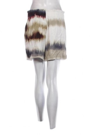 Γυναικείο κοντό παντελόνι Zara, Μέγεθος L, Χρώμα Πολύχρωμο, Τιμή 12,62 €