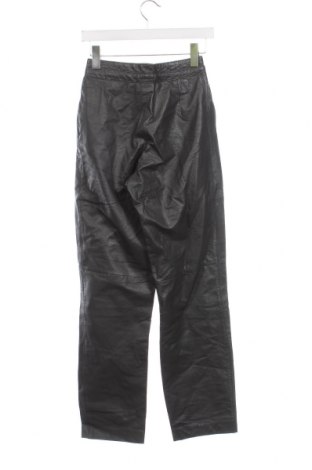 Pantaloni de piele pentru damă, Mărime XS, Culoare Gri, Preț 272,96 Lei