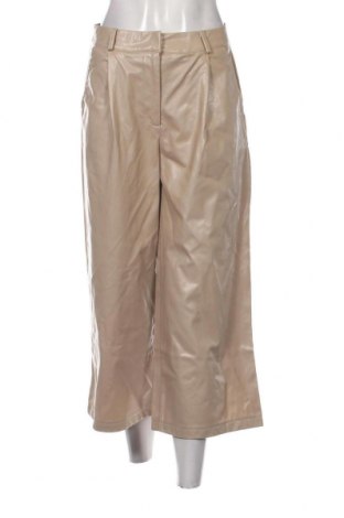 Γυναικείο παντελόνι δερμάτινο SHEIN, Μέγεθος M, Χρώμα  Μπέζ, Τιμή 4,45 €