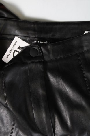 Γυναικείο παντελόνι δερμάτινο Tally Weijl, Μέγεθος M, Χρώμα Μαύρο, Τιμή 17,94 €