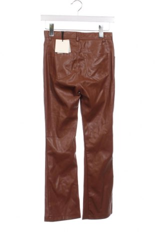 Дамски кожен панталон Vicolo, Размер XS, Цвят Кафяв, Цена 21,90 лв.