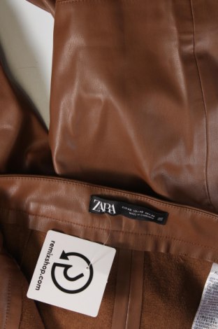 Γυναικείο παντελόνι δερμάτινο Zara, Μέγεθος XS, Χρώμα Καφέ, Τιμή 5,01 €