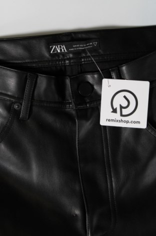 Damen Lederhose Zara, Größe L, Farbe Schwarz, Preis 16,70 €