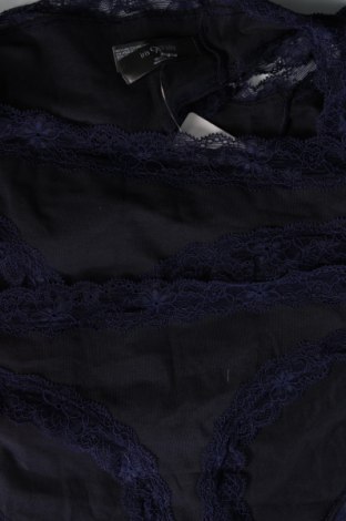 Γυναικείο σετ Iris & Lilly, Μέγεθος M, Χρώμα Μπλέ, Τιμή 17,92 €