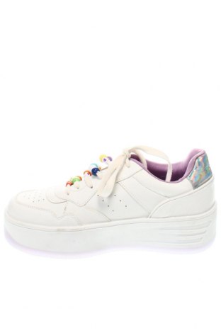 Γυναικεία παπούτσια Bershka, Μέγεθος 39, Χρώμα Λευκό, Τιμή 17,94 €