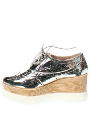 Дамски обувки Kayla, Размер 36, Цвят Сребрист, Цена 37,20 лв.