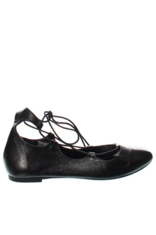 Дамски обувки Marco Tozzi, Размер 37, Цвят Черен, Цена 107,94 лв.