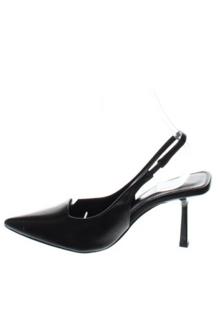 Дамски обувки Raid, Размер 40, Цвят Черен, Цена 62,00 лв.