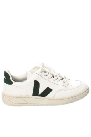 Дамски обувки Veja, Размер 41, Цвят Бял, Цена 99,00 лв.