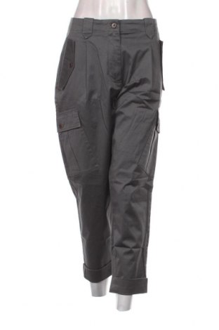 Pantaloni de femei Aigle, Mărime M, Culoare Gri, Preț 100,66 Lei