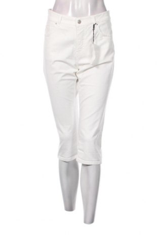 Дамски панталон Angels, Размер M, Цвят Бял, Цена 15,64 лв.