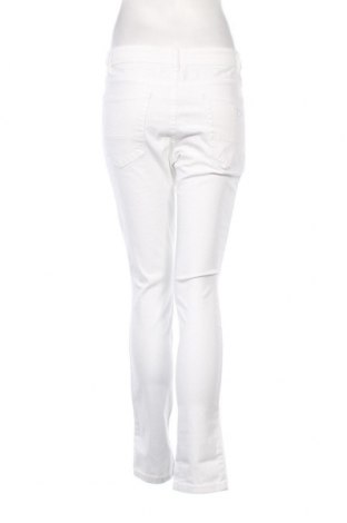 Дамски панталон Arizona, Размер M, Цвят Бял, Цена 16,56 лв.