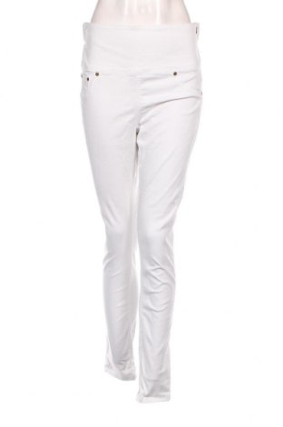 Дамски панталон Avon, Размер M, Цвят Бял, Цена 17,41 лв.