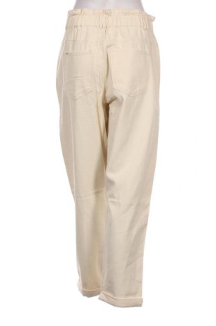 Дамски панталон B.Young, Размер M, Цвят Бежов, Цена 27,88 лв.