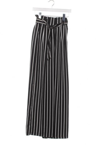Γυναικείο παντελόνι Bershka, Μέγεθος XXS, Χρώμα Μαύρο, Τιμή 14,83 €