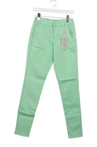 Дамски панталон Cream, Размер XS, Цвят Зелен, Цена 156,00 лв.