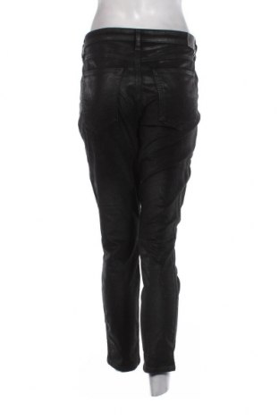 Дамски панталон Diesel, Размер L, Цвят Черен, Цена 87,48 лв.