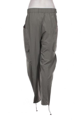 Дамски панталон Emporio Armani, Размер XL, Цвят Сив, Цена 375,00 лв.