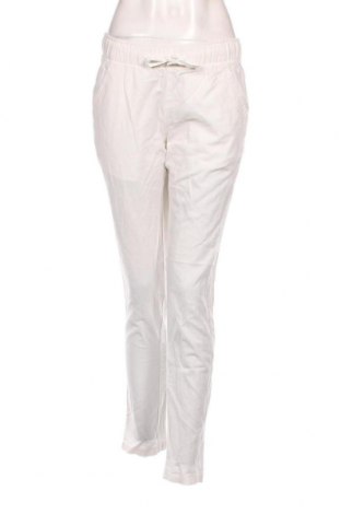 Дамски панталон Esmara, Размер S, Цвят Бял, Цена 10,73 лв.