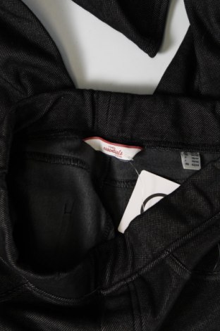 Dámské kalhoty  Essentials, Velikost S, Barva Černá, Cena  69,00 Kč