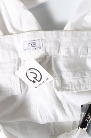 Γυναικείο παντελόνι F&F, Μέγεθος XL, Χρώμα Λευκό, Τιμή 23,53 €