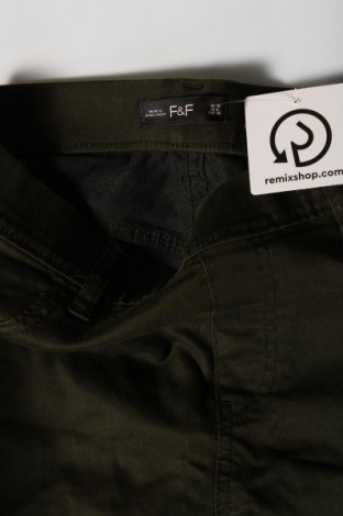 Γυναικείο παντελόνι F&F, Μέγεθος M, Χρώμα Πράσινο, Τιμή 8,01 €