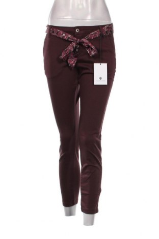 Дамски панталон Freeman T. Porter, Размер S, Цвят Лилав, Цена 36,50 лв.