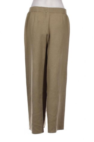 Дамски панталон Gestuz, Размер L, Цвят Зелен, Цена 97,41 лв.