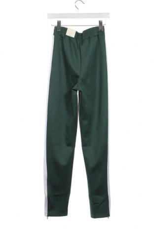 Γυναικείο παντελόνι Gina Tricot, Μέγεθος XS, Χρώμα Πράσινο, Τιμή 13,64 €