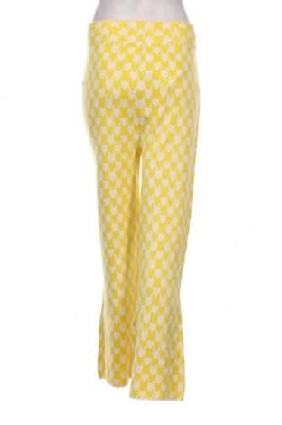 Дамски панталон Glamorous, Размер XL, Цвят Жълт, Цена 26,97 лв.