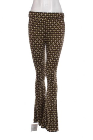 Дамски панталон Glamorous, Размер M, Цвят Многоцветен, Цена 39,15 лв.