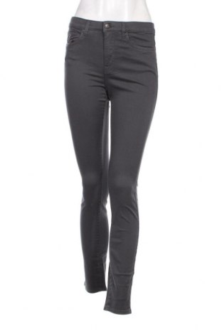Дамски панталон H&M L.O.G.G., Размер S, Цвят Сив, Цена 26,14 лв.