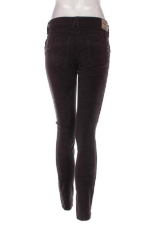 Дамски панталон Herrlicher, Размер M, Цвят Черен, Цена 30,09 лв.