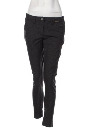 Дамски панталон Jack Wolfskin, Размер S, Цвят Сив, Цена 35,40 лв.