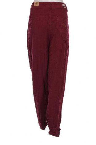 Дамски панталон Khujo, Размер L, Цвят Червен, Цена 74,46 лв.