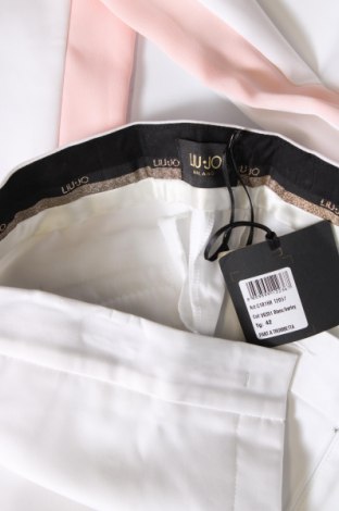Damenhose Liu Jo, Größe M, Farbe Weiß, Preis 105,67 €