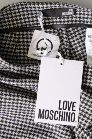 Дамски панталон Love Moschino, Размер S, Цвят Многоцветен, Цена 145,26 лв.