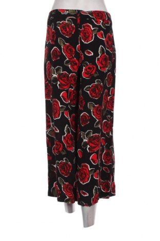 Дамски панталон Love Moschino, Размер S, Цвят Многоцветен, Цена 123,74 лв.