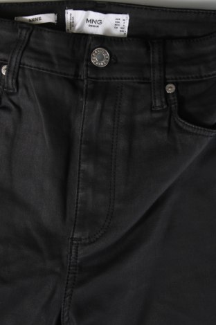 Γυναικείο παντελόνι Mango, Μέγεθος S, Χρώμα Μαύρο, Τιμή 17,94 €