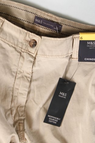Γυναικείο παντελόνι Marks & Spencer, Μέγεθος XS, Χρώμα  Μπέζ, Τιμή 15,66 €