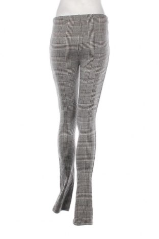 Pantaloni de femei Pull&Bear, Mărime M, Culoare Gri, Preț 37,20 Lei