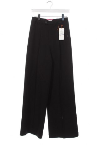 Pantaloni de femei Q/S by S.Oliver, Mărime XS, Culoare Negru, Preț 111,61 Lei
