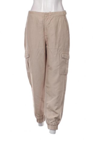 Дамски панталон S.Oliver, Размер M, Цвят Бежов, Цена 21,00 лв.