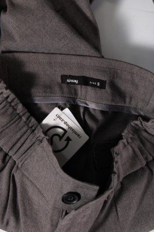 Pantaloni de femei Sinsay, Mărime S, Culoare Gri, Preț 22,70 Lei